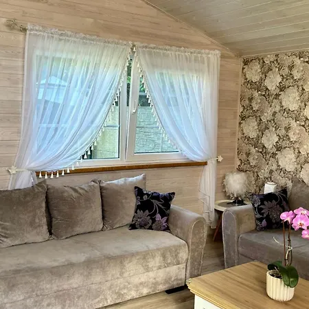 Naujos Statybos Namelis Сasa de vacaciones *